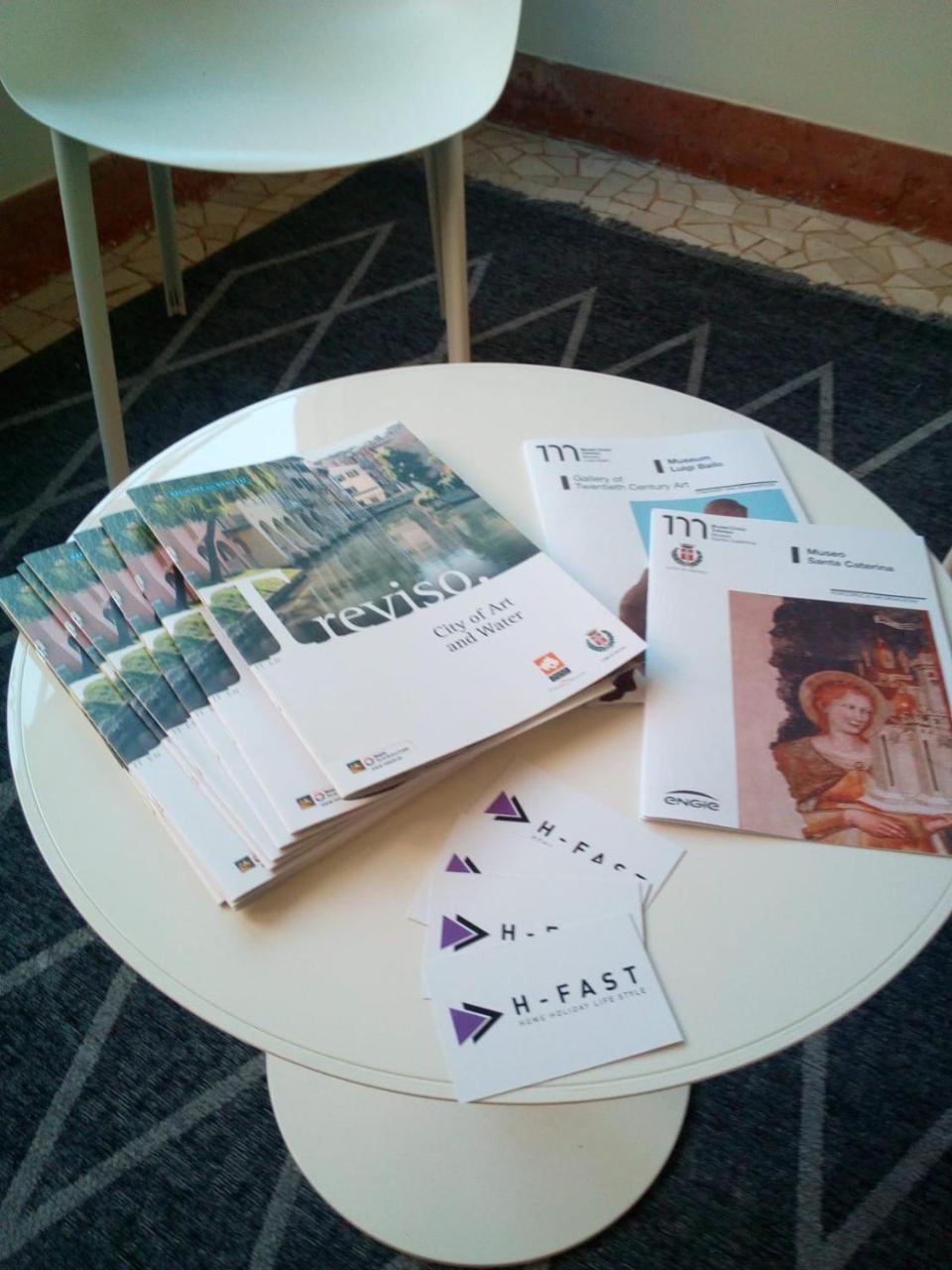 Good Idea! Palace By H-Fast Treviso Bagian luar foto