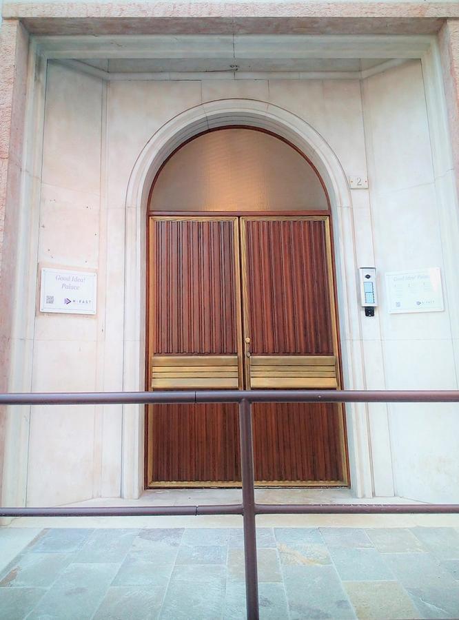 Good Idea! Palace By H-Fast Treviso Bagian luar foto